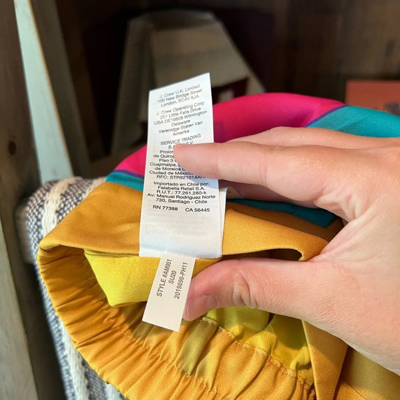 NWT J. Crew pull on short in Ratti squared away size 2 - Picture 6 of 7